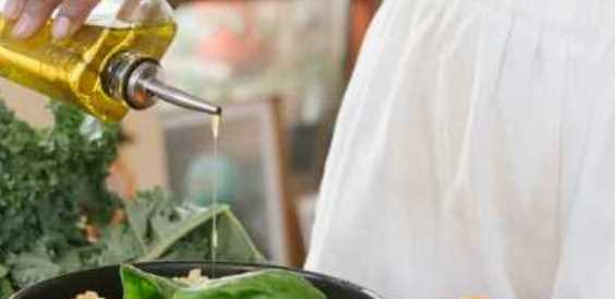 橄欖油怎么食用,橄欖油都有哪些吃法圖2