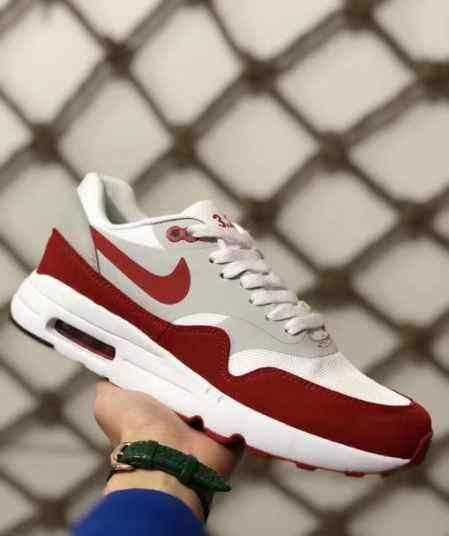 鞋小了一碼怎么辦妙招,鞋子小了一碼撐大妙招圖15