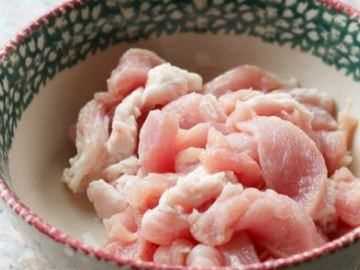 燒烤前肉怎樣腌制才入味,燒烤豬肉怎樣腌制好吃圖2