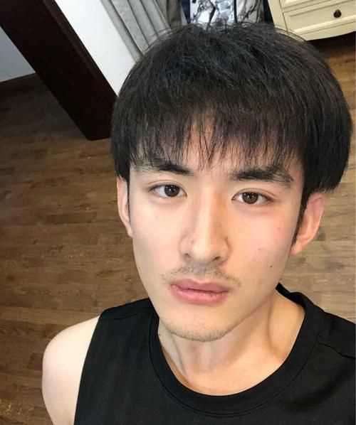 十八歲胡子剪短不刮可以