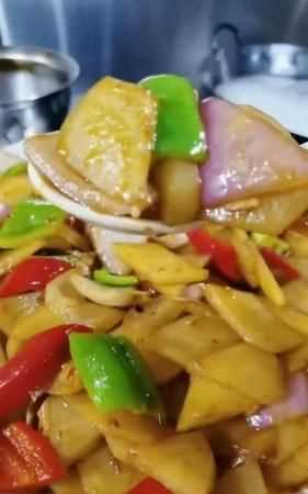土豆片咋炒好吃竅門(mén)