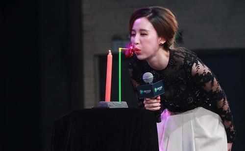 唇槍舌戰與唇槍舌劍什么意思