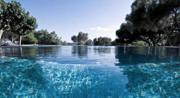 什么如鏡的成語(yǔ) 描寫(xiě)水,描寫(xiě)水面的成語(yǔ)有哪些圖7