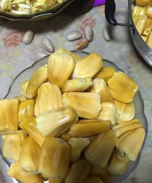 菠蘿蜜的絲絲怎么吃法