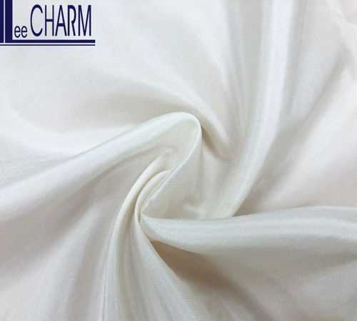 尼龍和聚酯纖維哪個(gè)好