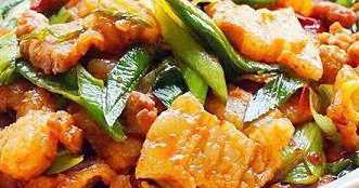 大蒜炒肉怎么炒,大蒜炒肉的家常做法竅門(mén)圖2