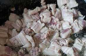 大蒜炒肉怎么炒,大蒜炒肉的家常做法竅門(mén)圖4