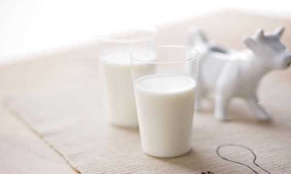 7天鮮奶過(guò)期一天未開(kāi)封,能干什么用