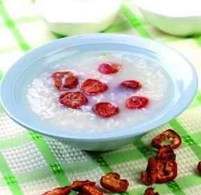 桂圓干煮粥要去核嗎