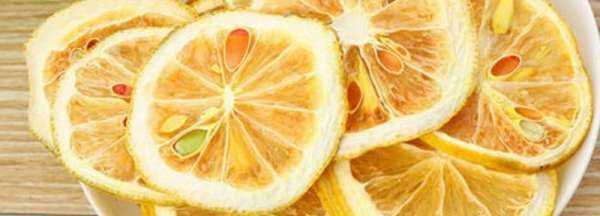 怎樣用烤箱烘干檸檬片竅門(mén),烤箱烘干檸檬片的溫度時(shí)間圖1