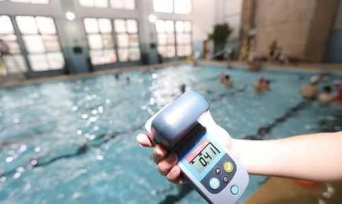 游泳池余氯標準是多少,游泳池的余氯標準是多少