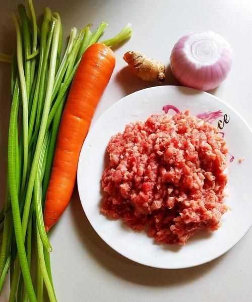 茴香和肉包餃子怎么做好吃