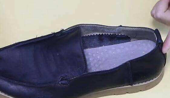 新皮鞋太硬怎么變軟,新皮鞋太硬怎么變軟視頻圖6