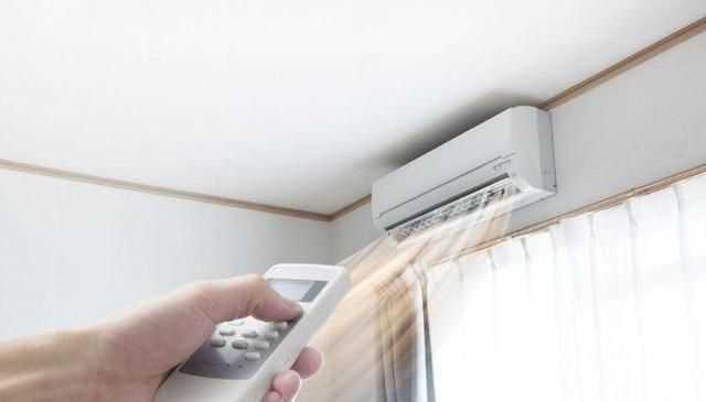 房間太熱沒(méi)有空調怎么降溫孩子