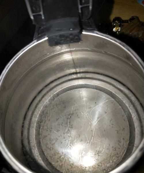 自來(lái)水燒開(kāi)后有白色沉淀物能喝嗎