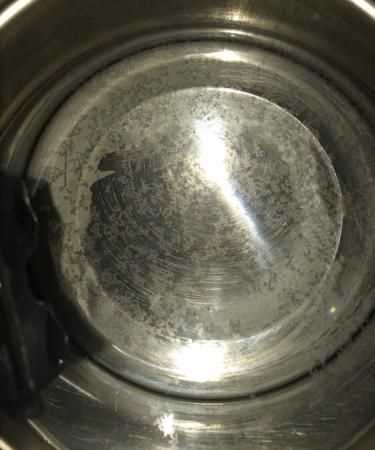 燒開(kāi)的水有白色漂浮物能喝嗎