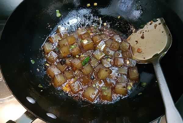 炒涼粉怎么炒好吃,涼粉怎樣炒好吃視頻圖18