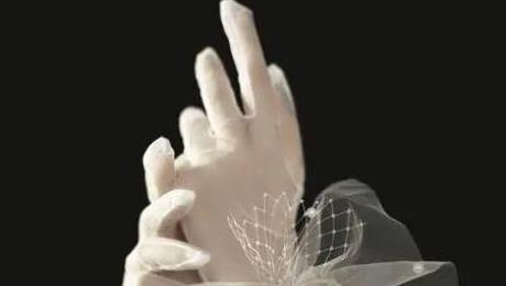 公主為什么要戴手套