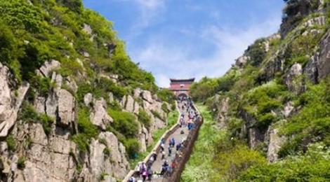 為什么夫妻不能爬泰山 為什么夫妻不能爬泰山