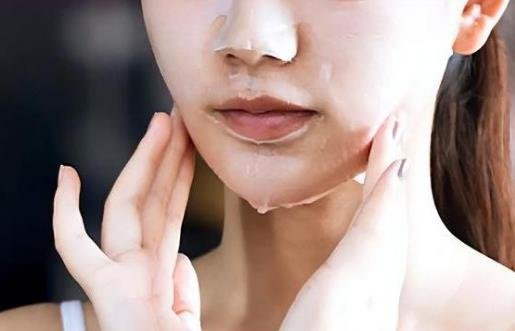 敷完面膜要洗臉嗎