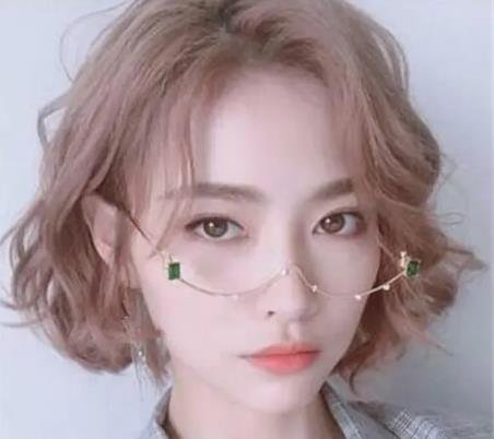 短發(fā)發(fā)型女2022最新款圖片