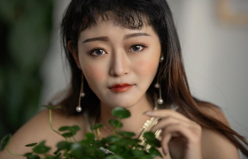 明眸善睞的典故