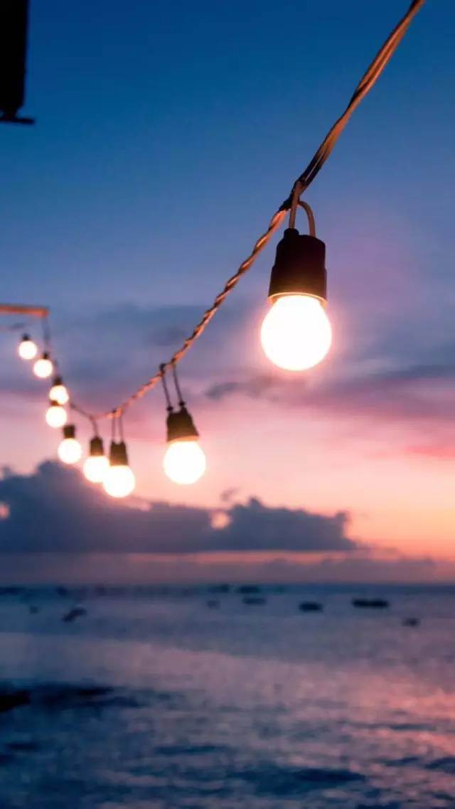 發(fā)圈吸引人的句子正能量,深夜發(fā)圈吸引人的句子正能量,早安發(fā)圈吸引人的句子正能量