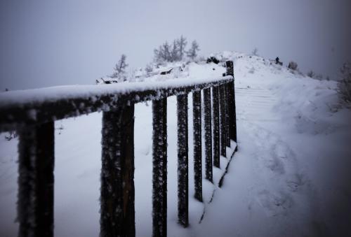 描寫(xiě)冬天的詩(shī)句古詩(shī)五言絕句,描寫(xiě)秋天的詩(shī)句古詩(shī)五言,描寫(xiě)冬天雪景的詩(shī)句古詩(shī)