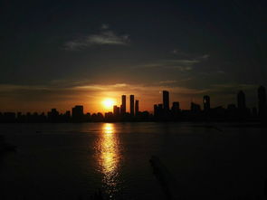 關(guān)于滕王閣和江的詩(shī)句