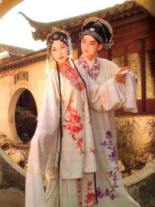 關(guān)于戲曲的詩(shī)句悲情的