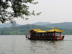 關(guān)于黃昏西湖的詩(shī)句