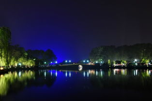 關(guān)于西湖夜景的詩(shī)句