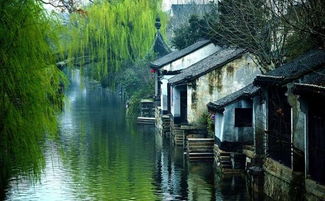 關(guān)于描寫(xiě)春天江水的詩(shī)句是什么