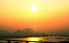 日落作文開(kāi)頭優(yōu)美句子