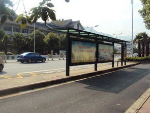 公交站臺(公交站臺廣告的設計原則)