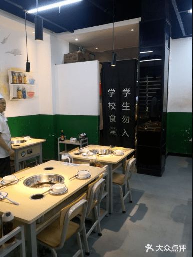 有關(guān)青春逝去的作文開(kāi)頭