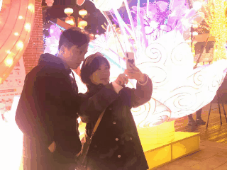 曬曬我的全家福作文開(kāi)頭