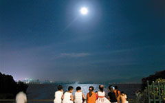 中秋賞月作文350字開(kāi)頭