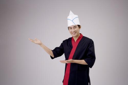 餐廳服務(wù)員述職報告(餐廳服務(wù)員個(gè)人總結)