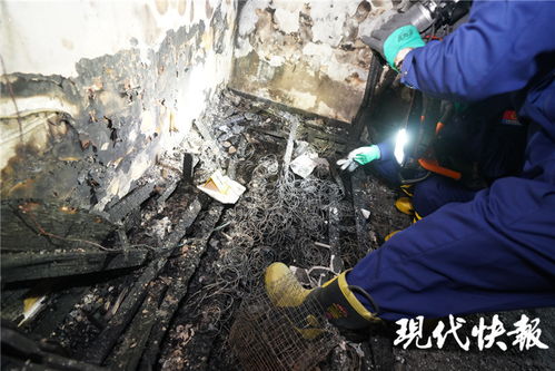 談火災現場(chǎng)勘驗照相(淺談?wù)障嗌⑽碾S筆)