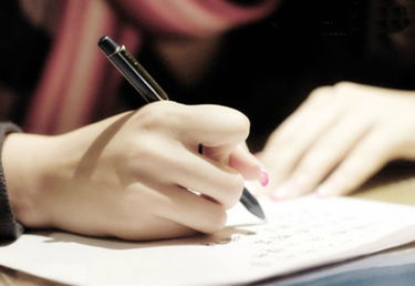 校園生活中有關(guān)愛(ài)作文600字作文