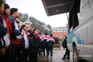 無(wú)懈科技大篷車(chē)進(jìn)校園的作文