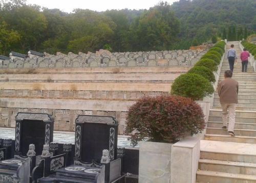 農村墳地選址注意事項,農村選墳地注意事項,農村怎樣選墳地及注意事項