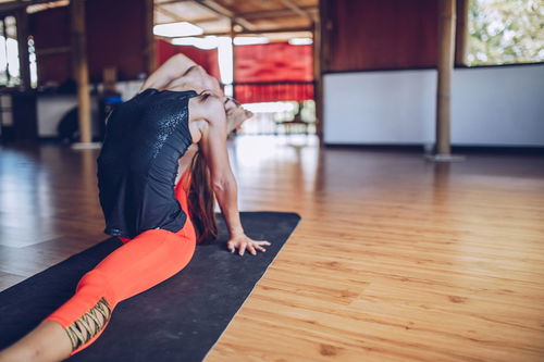 初學(xué)普拉提注意事項,普拉提運動(dòng)注意事項,普拉提團課編排注意事項