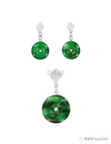 購買(mǎi)翡翠手鐲的注意事項,購買(mǎi)翡翠掛件注意事項,云南翡翠退貨注意事項