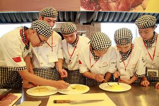 西餐的吃法和注意事項,西餐服務(wù)注意事項,西餐的禁忌和注意事項