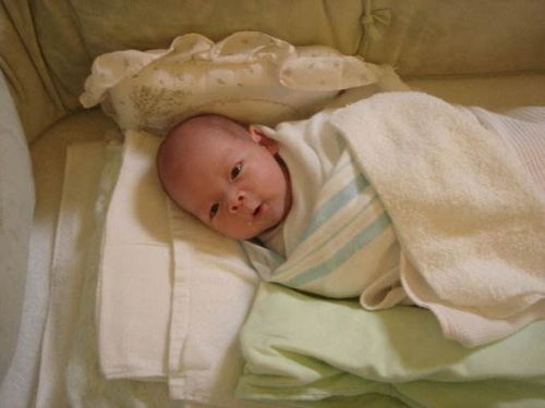 滿(mǎn)月,注意事項,照顧,寶寶