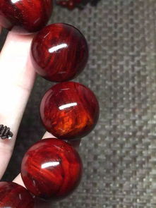 小葉紫檀佩戴注意事項,小葉紫檀養護和注意事項,小葉紫檀移栽注意事項