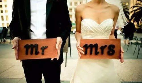 找一個(gè)愛(ài)你的青蛙，還是一個(gè)不愛(ài)你的王子