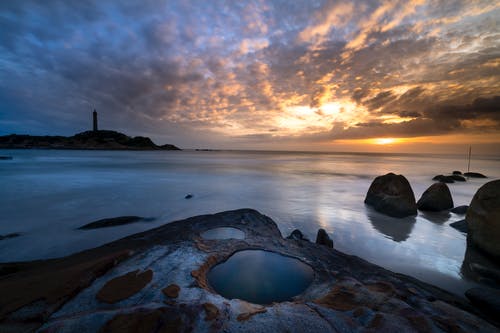 樂(lè )于助人的吳佳俊